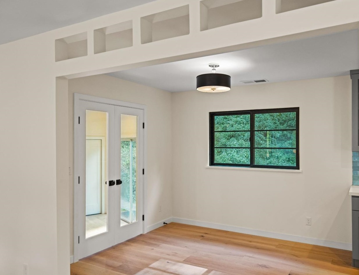 1184 Josselyn Canyon Rd, Monterey CA  93940-5235 exterior