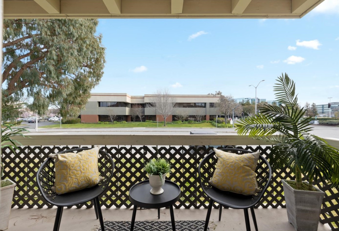 688 Mariners Island Blvd, San Mateo CA  94404-1038 exterior