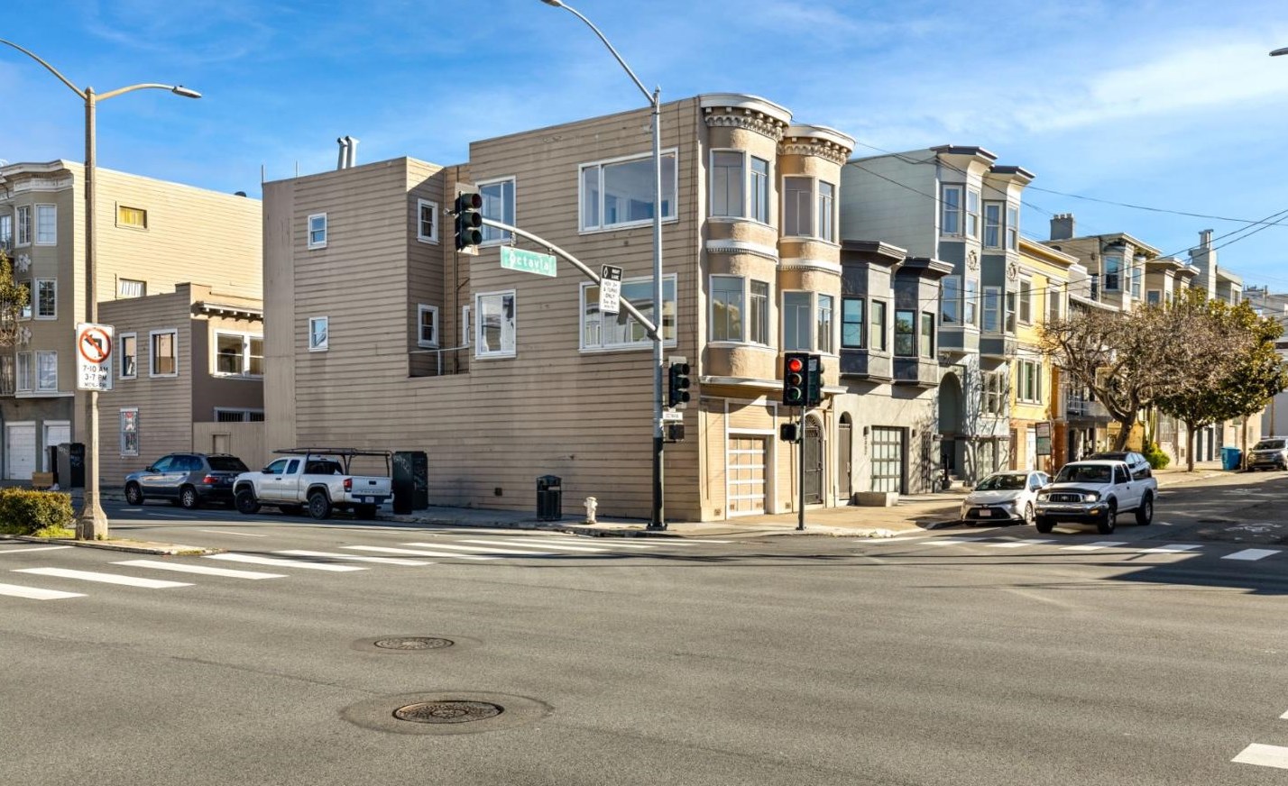 3056 Octavia St, San Francisco CA  94123-3155 exterior