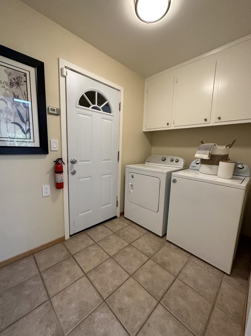 2073 La Orinda Pl, Concord CA  94518-3019 exterior