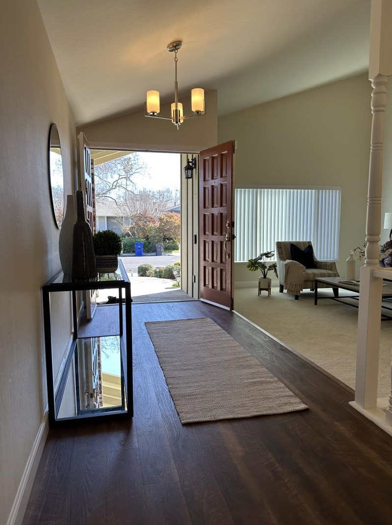 2073 La Orinda Pl, Concord CA  94518-3019 exterior