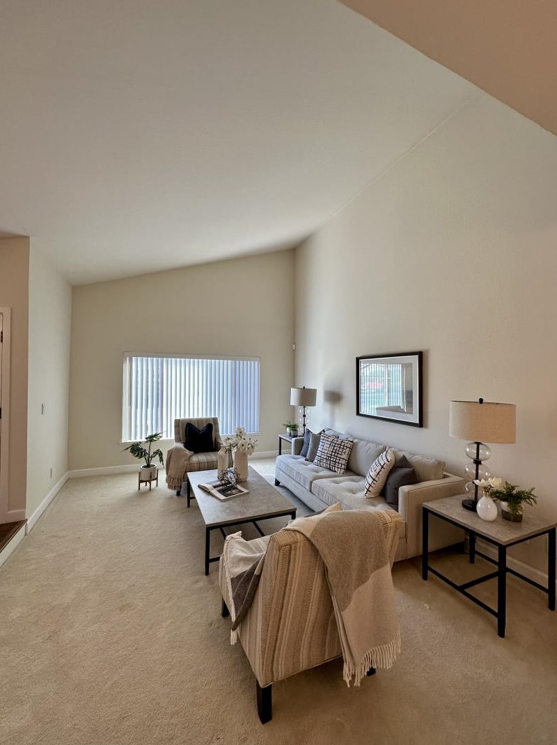 2073 La Orinda Pl, Concord CA  94518-3019 exterior
