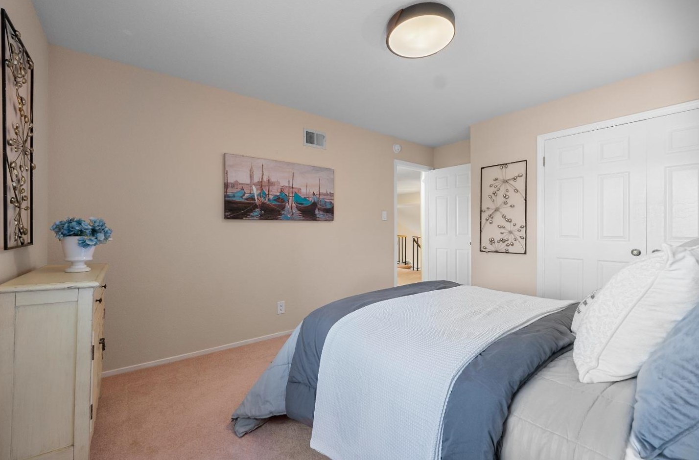 1661 Toyon Ct, San Mateo CA  94403-3957 exterior