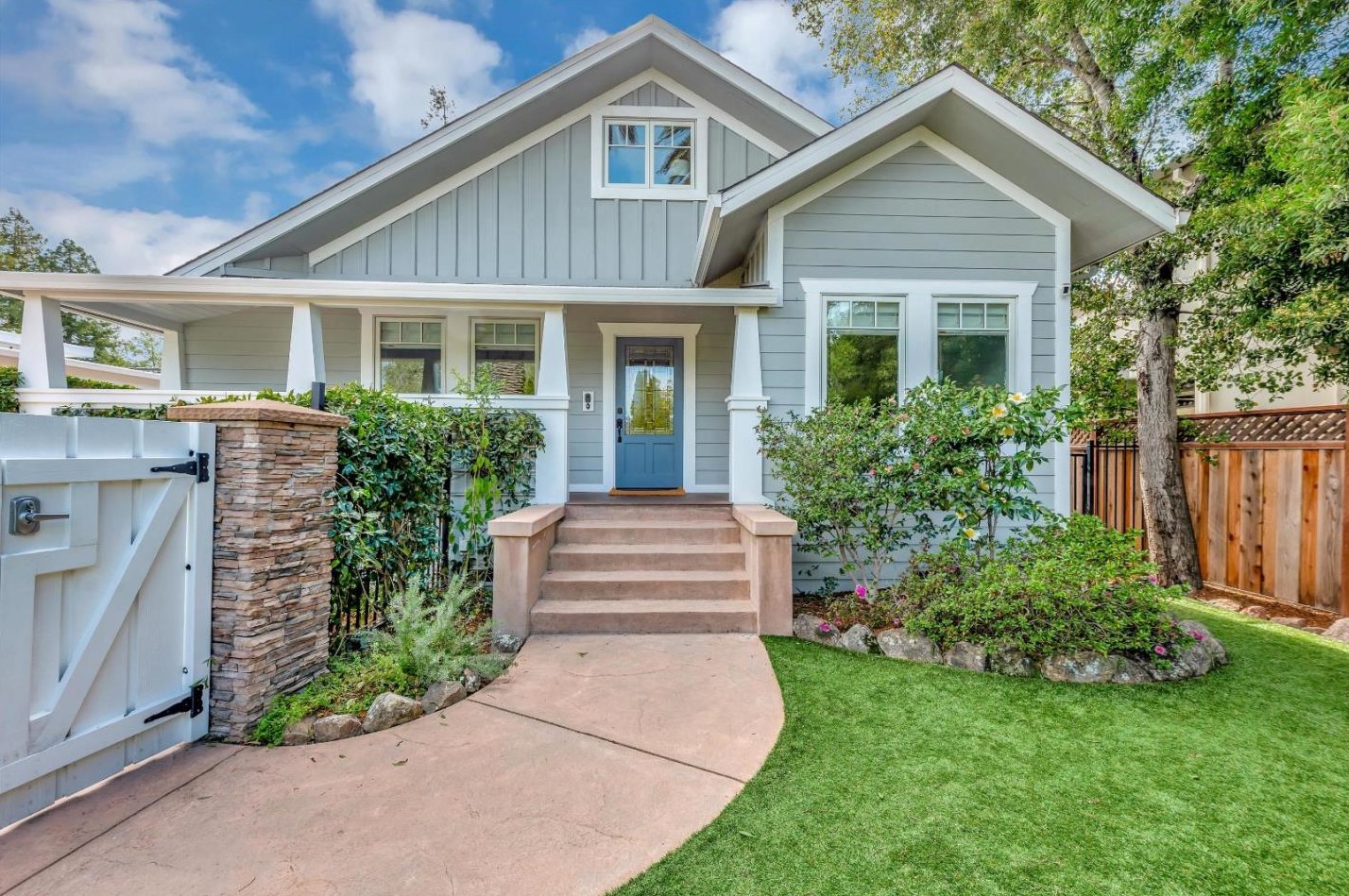 3330 Alameda De Las Pulgas, Menlo Park CA  94025-6561 exterior