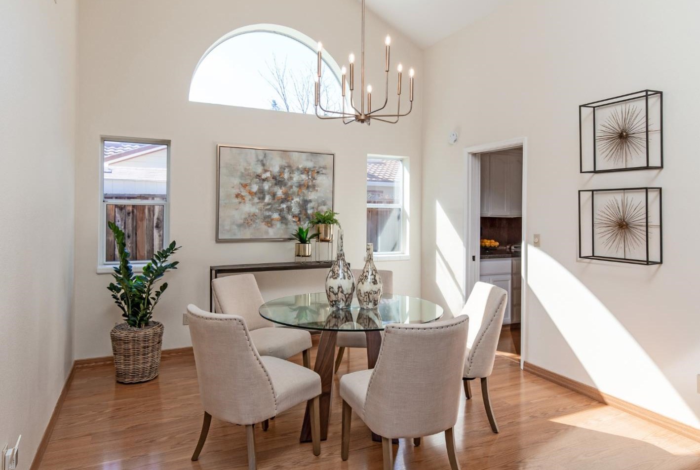 10243 Glencoe Dr, Cupertino CA  95014-1811 exterior