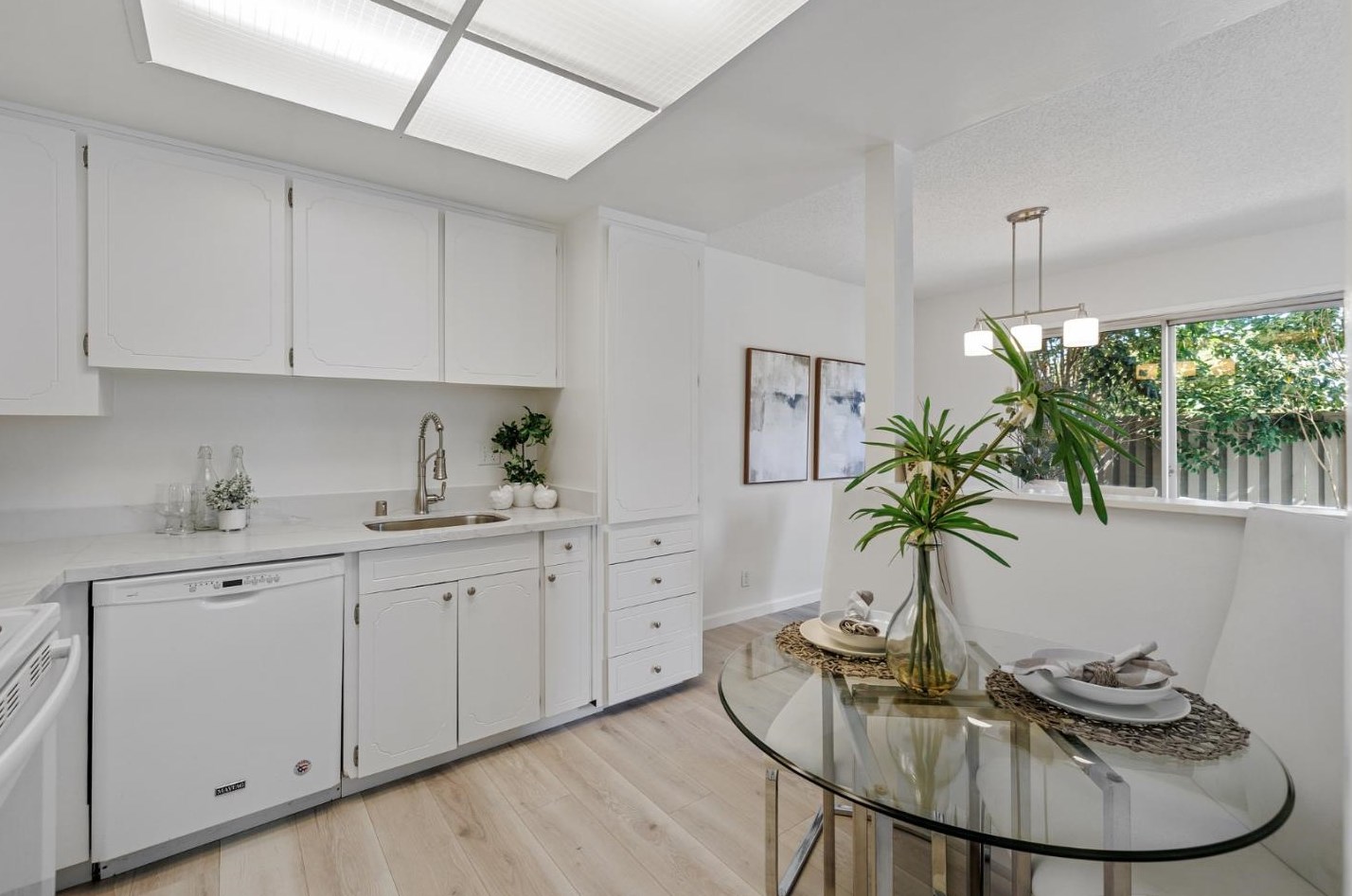 761 Orion Ln, San Mateo CA  94404-2787 exterior