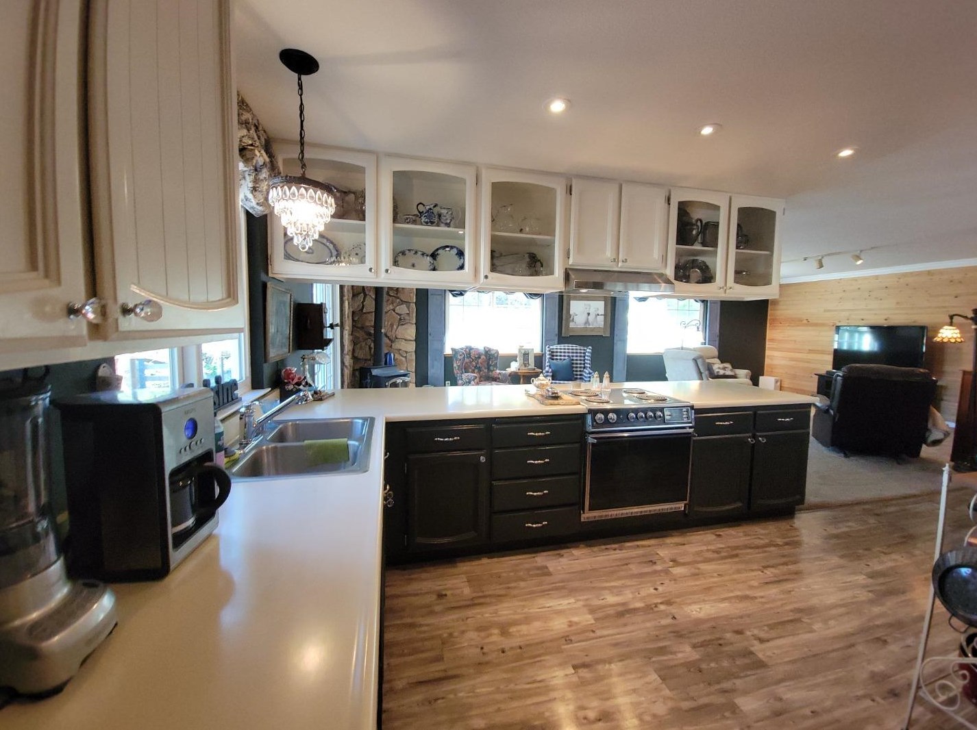 6928 Valle Pacifico Rd, Salinas CA  93907-8949 exterior