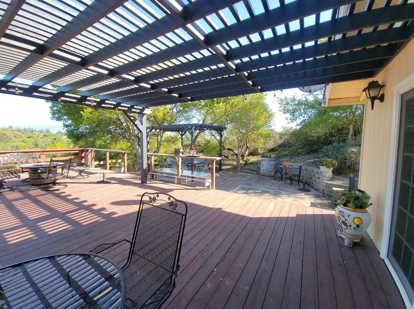 6928 Valle Pacifico Rd, Salinas CA  93907-8949 exterior