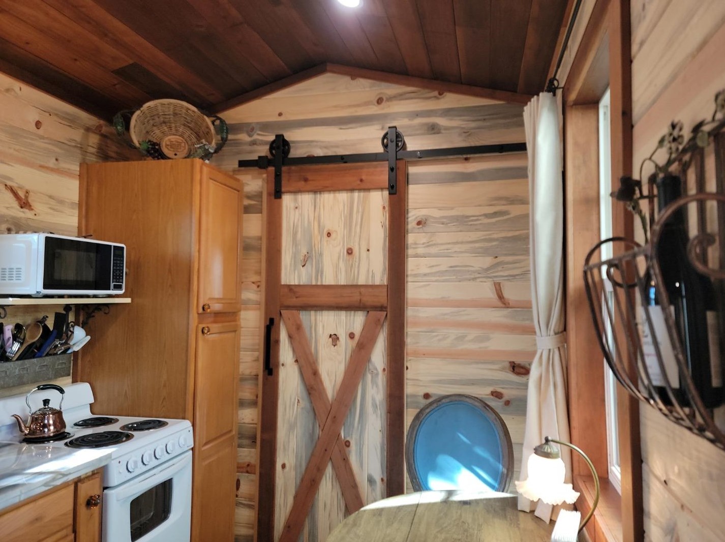 6928 Valle Pacifico Rd, Salinas CA  93907-8949 exterior