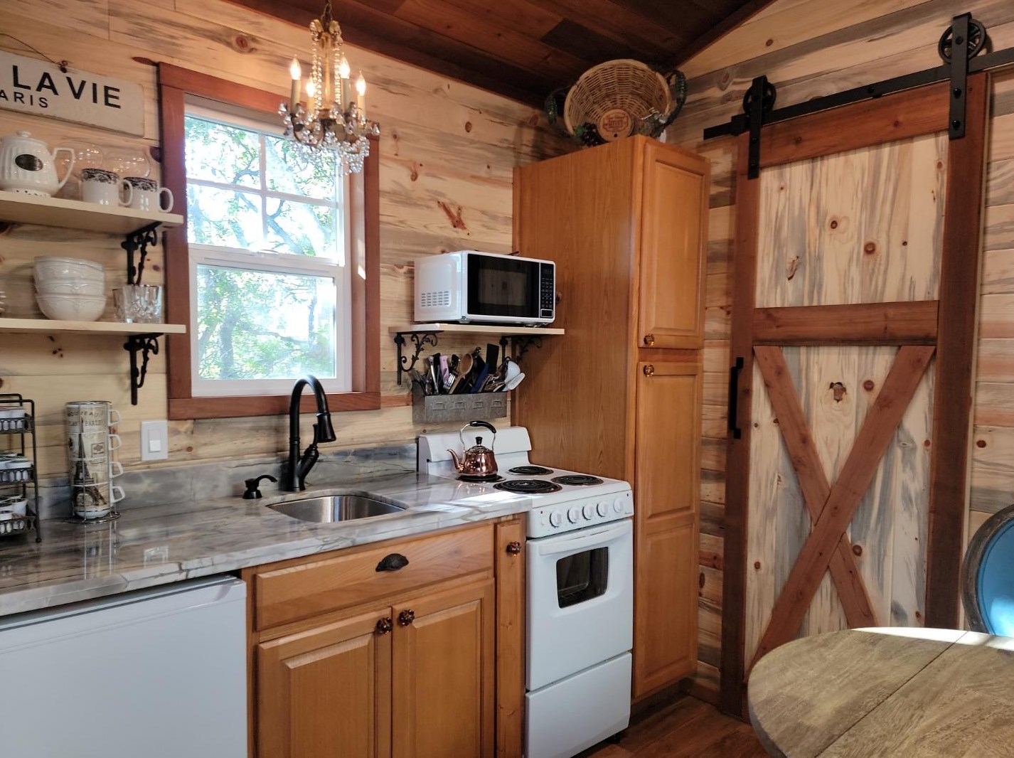 6928 Valle Pacifico Rd, Salinas CA  93907-8949 exterior