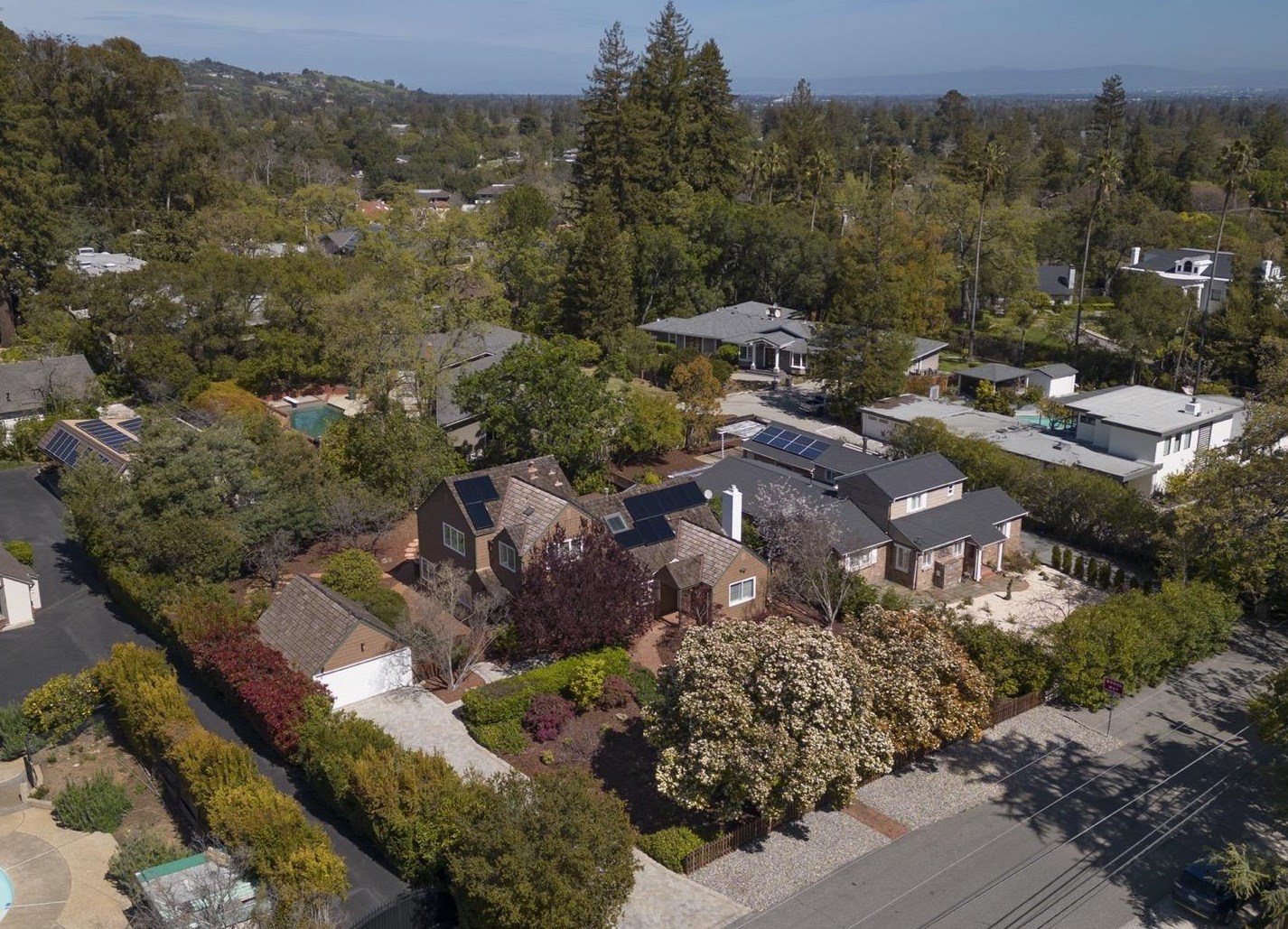 14615 Aloha Ave, Saratoga CA  95070-6003 exterior