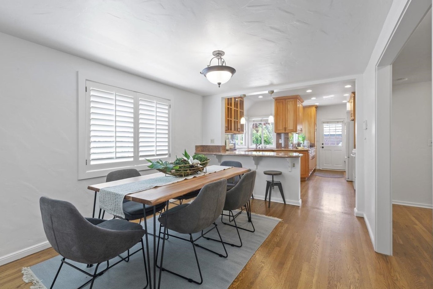 14615 Aloha Ave, Saratoga CA  95070-6003 exterior