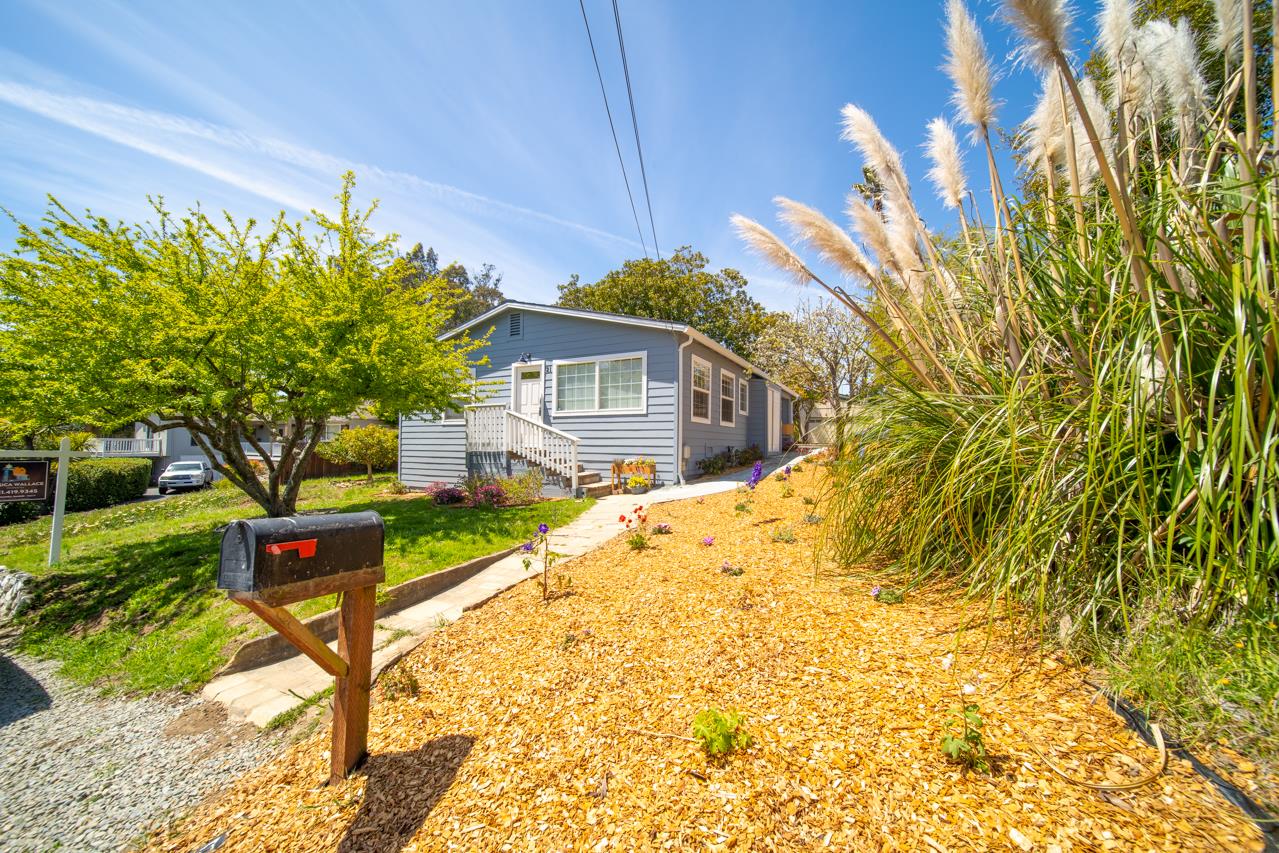 21 Loma Ave, La Selva Beach, CA 95076 MLS ML81924210 Coldwell Banker