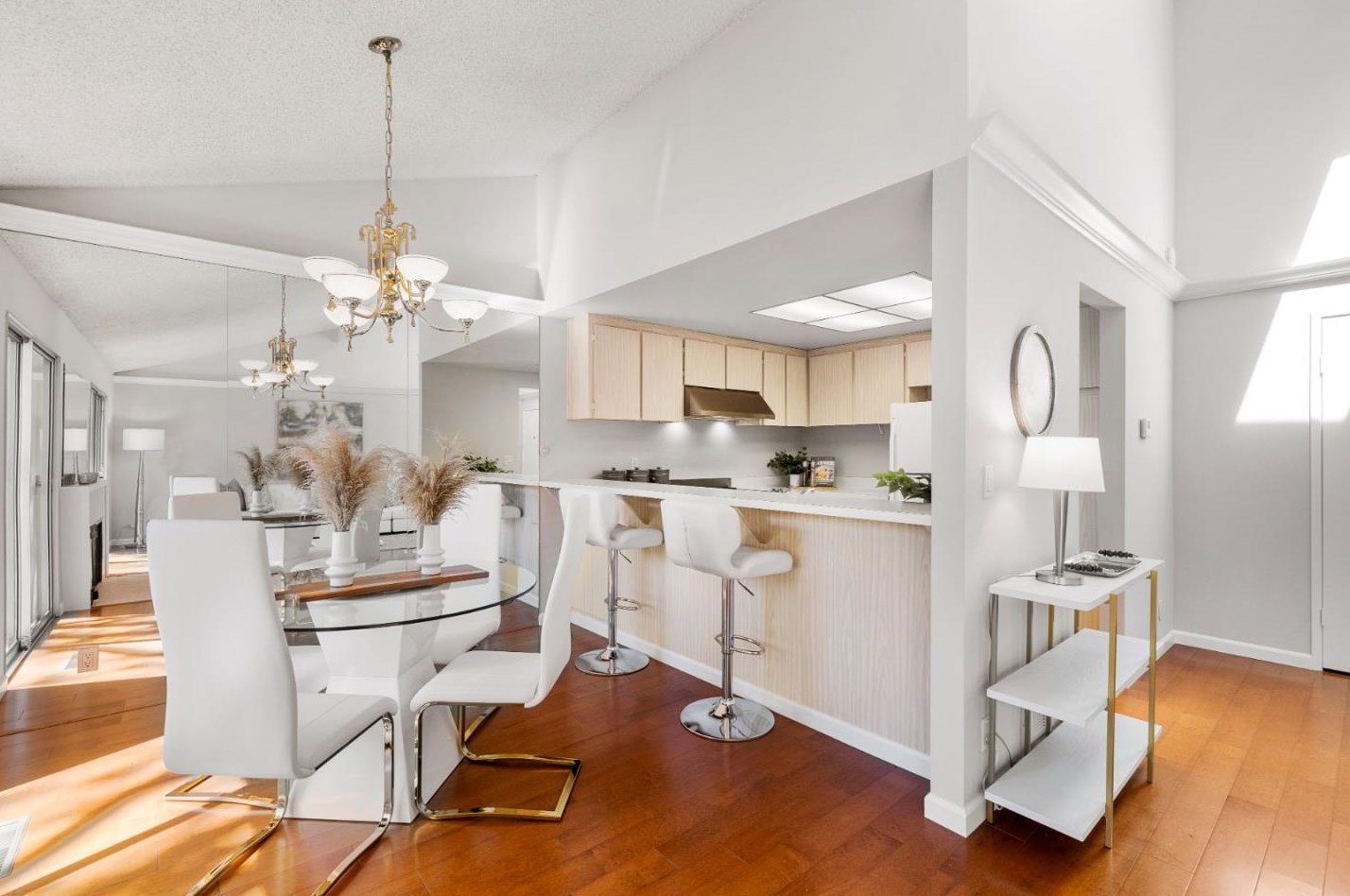 10981 Northsky Sq, Cupertino CA  95014-0538 exterior