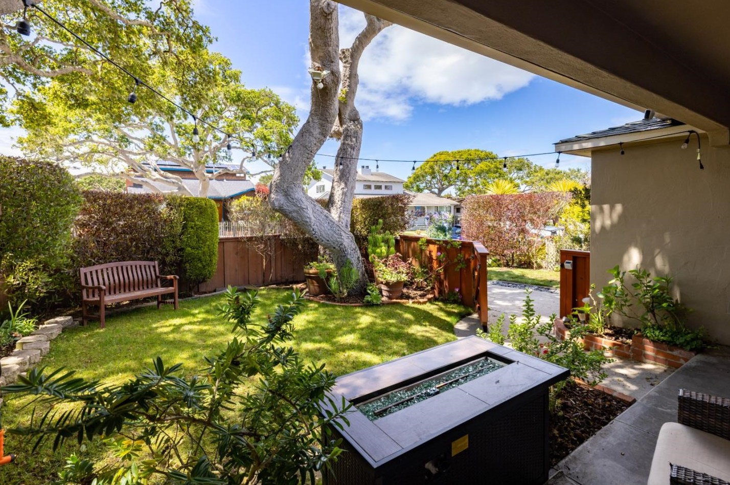 709 Lobos Ave, Del Monte Park, CA 93950