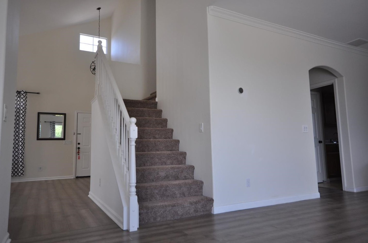 1697 Blush St, Manteca CA  95336-9238 exterior