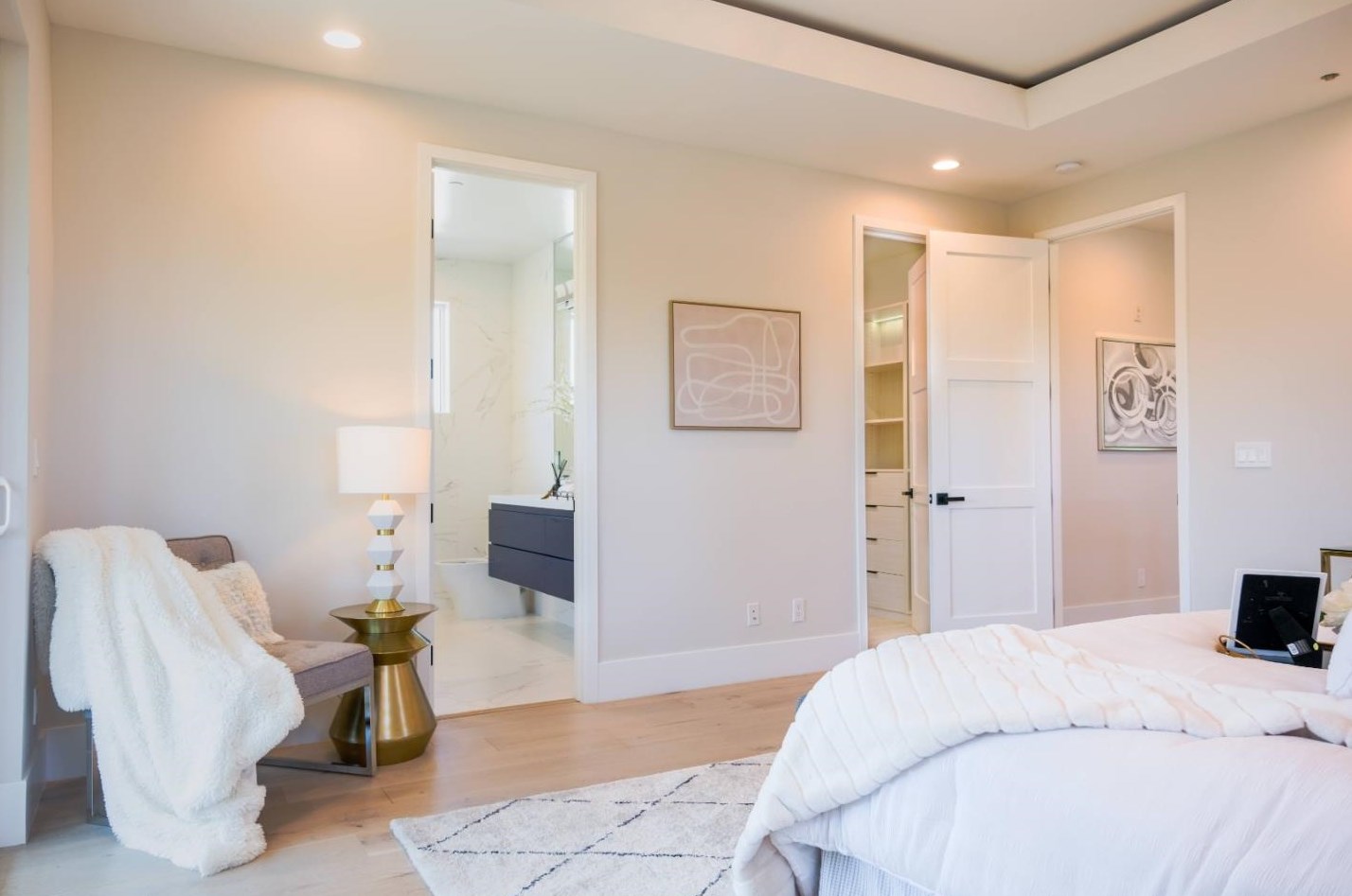 10618-620 Gascoigne Dr, Cupertino CA  95014-3843 exterior