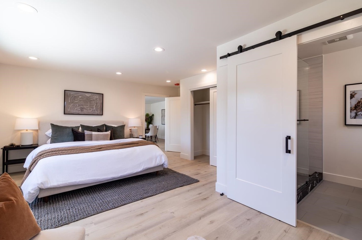 1216 Windermere Ave, Menlo Park CA  94025-1316 exterior