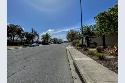 7280 Marylinn Dr, Milpitas, CA 95035 - Photo 31