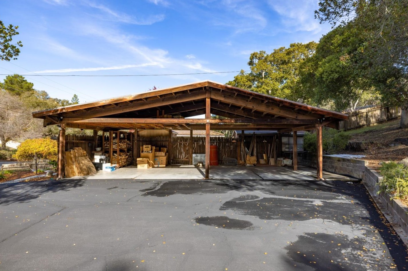 70 Corral De Tierra Rd, Salinas CA  93908-9485 exterior