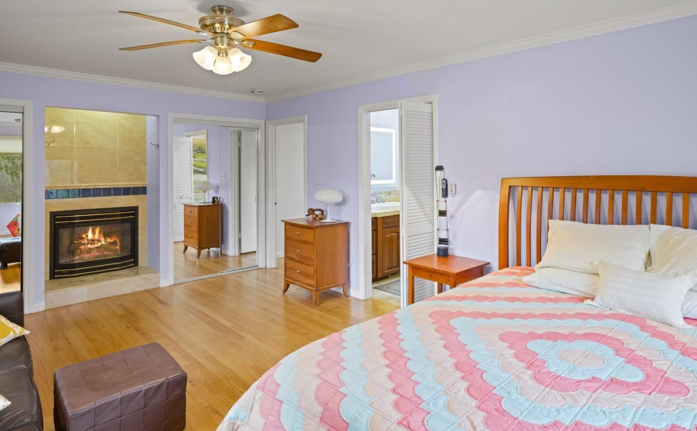 70 Corral De Tierra Rd, Salinas CA  93908-9485 exterior