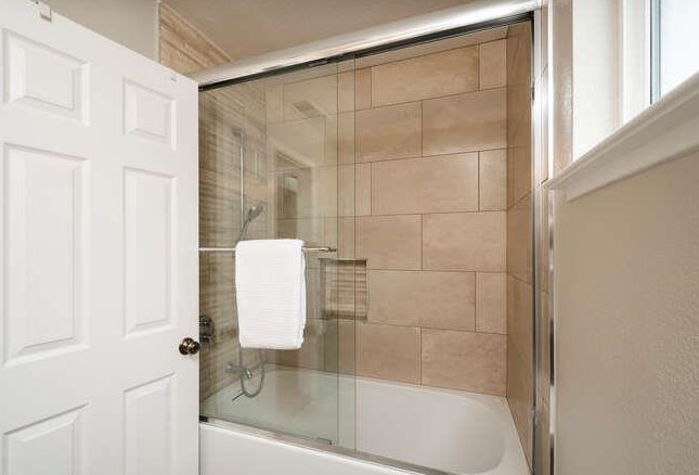 3957 Casanova Dr, San Mateo CA  94403-3651 exterior