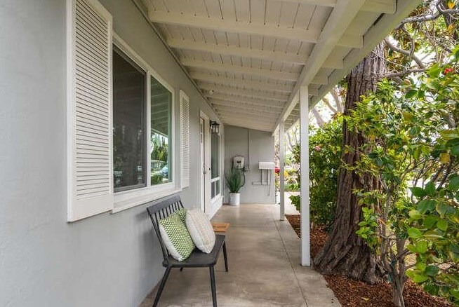 3957 Casanova Dr, San Mateo CA  94403-3651 exterior