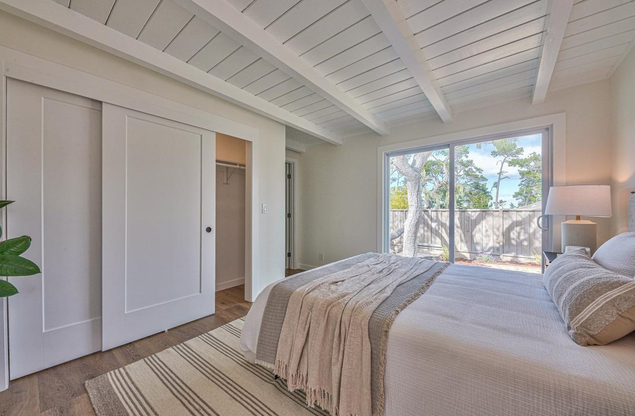 251 Via Del Pinar, Monterey CA  93940-2504 exterior