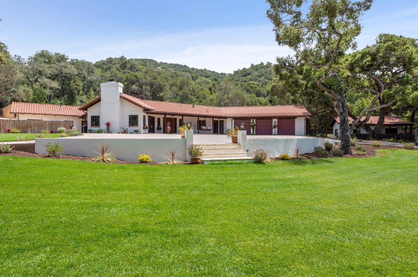 2 Sleepy Hollow Dr, Tassajara Hot Springs, CA 93924