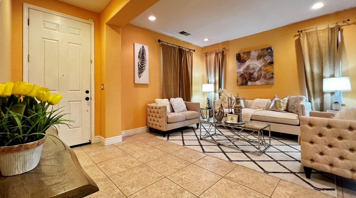 2478 Sanctuary Cir, Fairfield CA  94534-8638 exterior