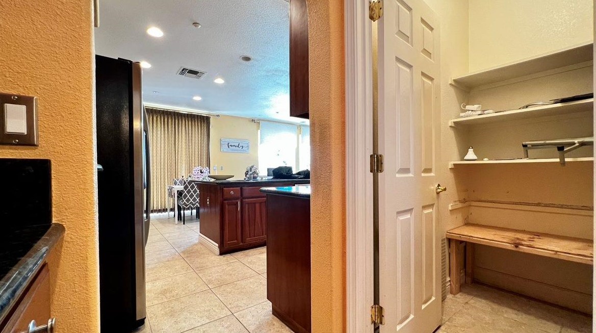 2478 Sanctuary Cir, Fairfield CA  94534-8638 exterior