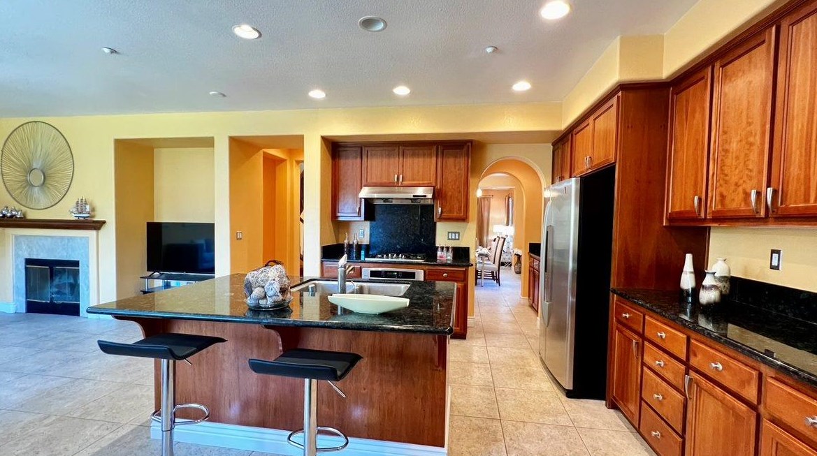 2478 Sanctuary Cir, Fairfield CA  94534-8638 exterior