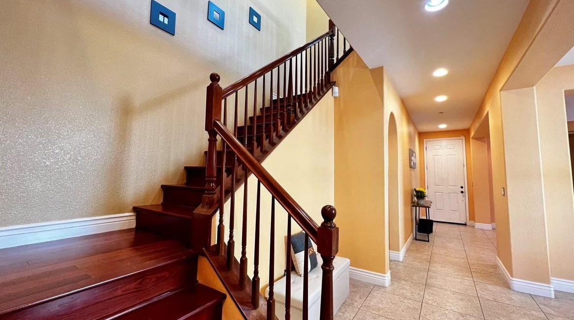2478 Sanctuary Cir, Fairfield CA  94534-8638 exterior