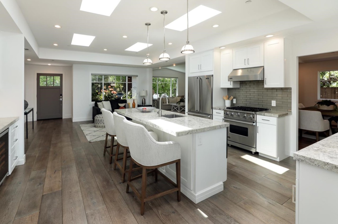 331 Oak Ct, Menlo Park CA  94025-2840 exterior