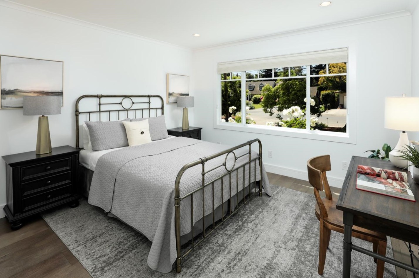 331 Oak Ct, Menlo Park CA  94025-2840 exterior