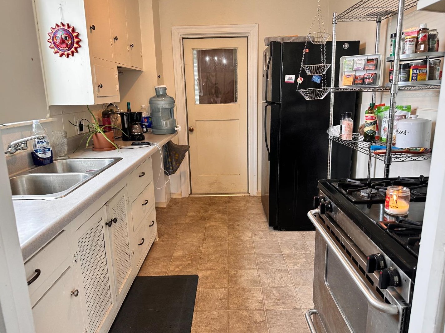 323 Maple St, Salinas CA 93901-3229 exterior