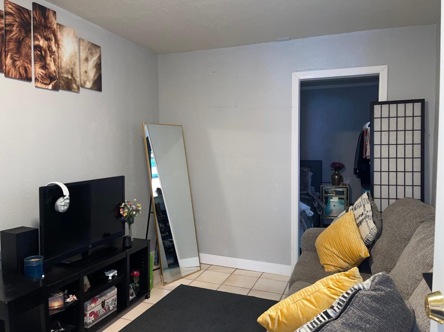 704 Garner Ave, Salinas CA  93905-1016 exterior