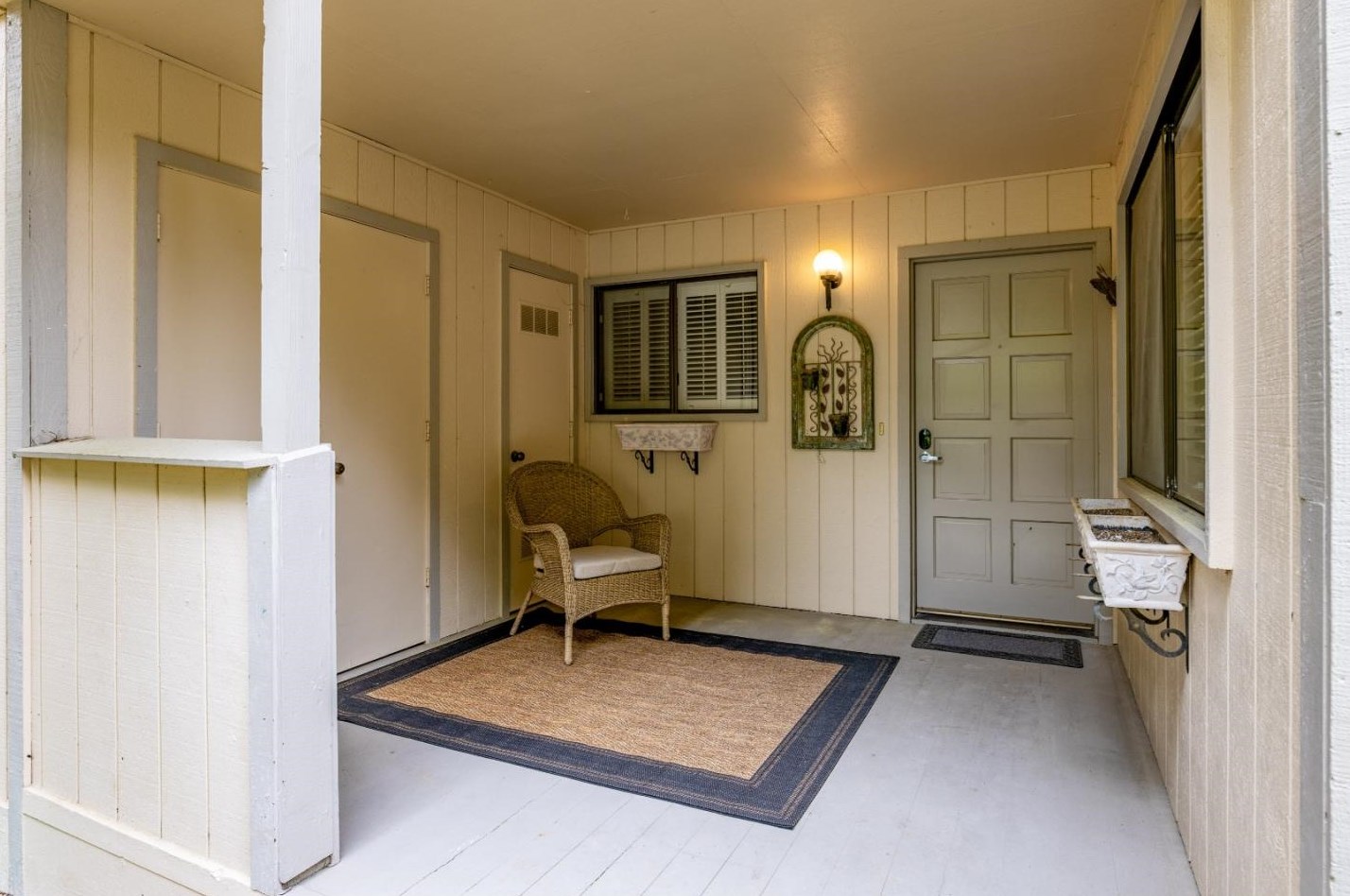 250 Forest Ridge Rd, Monterey CA  93940-4138 exterior