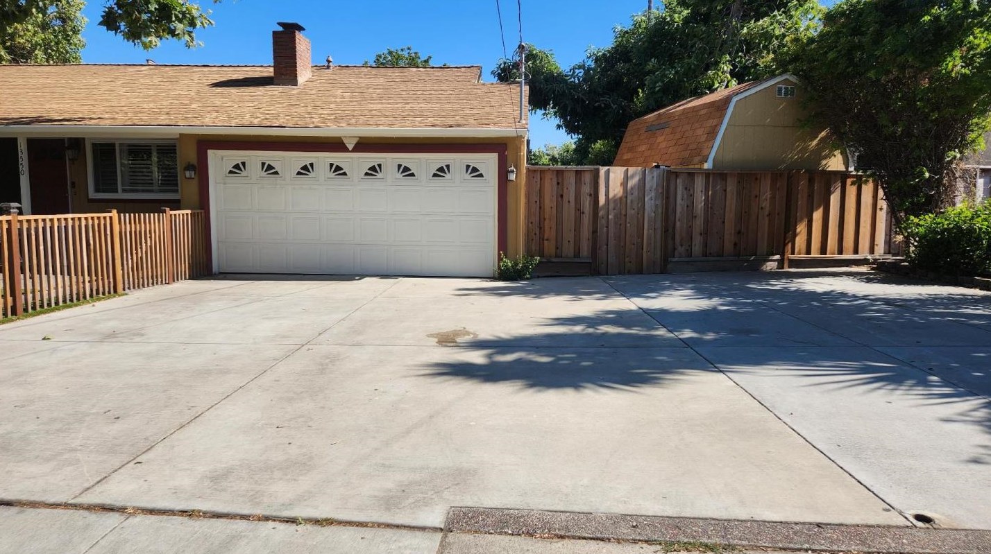 13550 Highwood Dr, San Jose CA 95127-3712 exterior