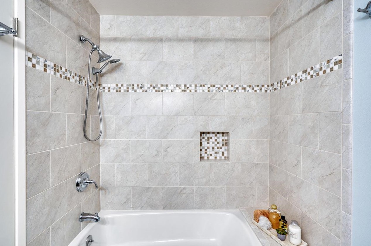 5406 Cribari Ct, San Jose CA  95135-1310 exterior