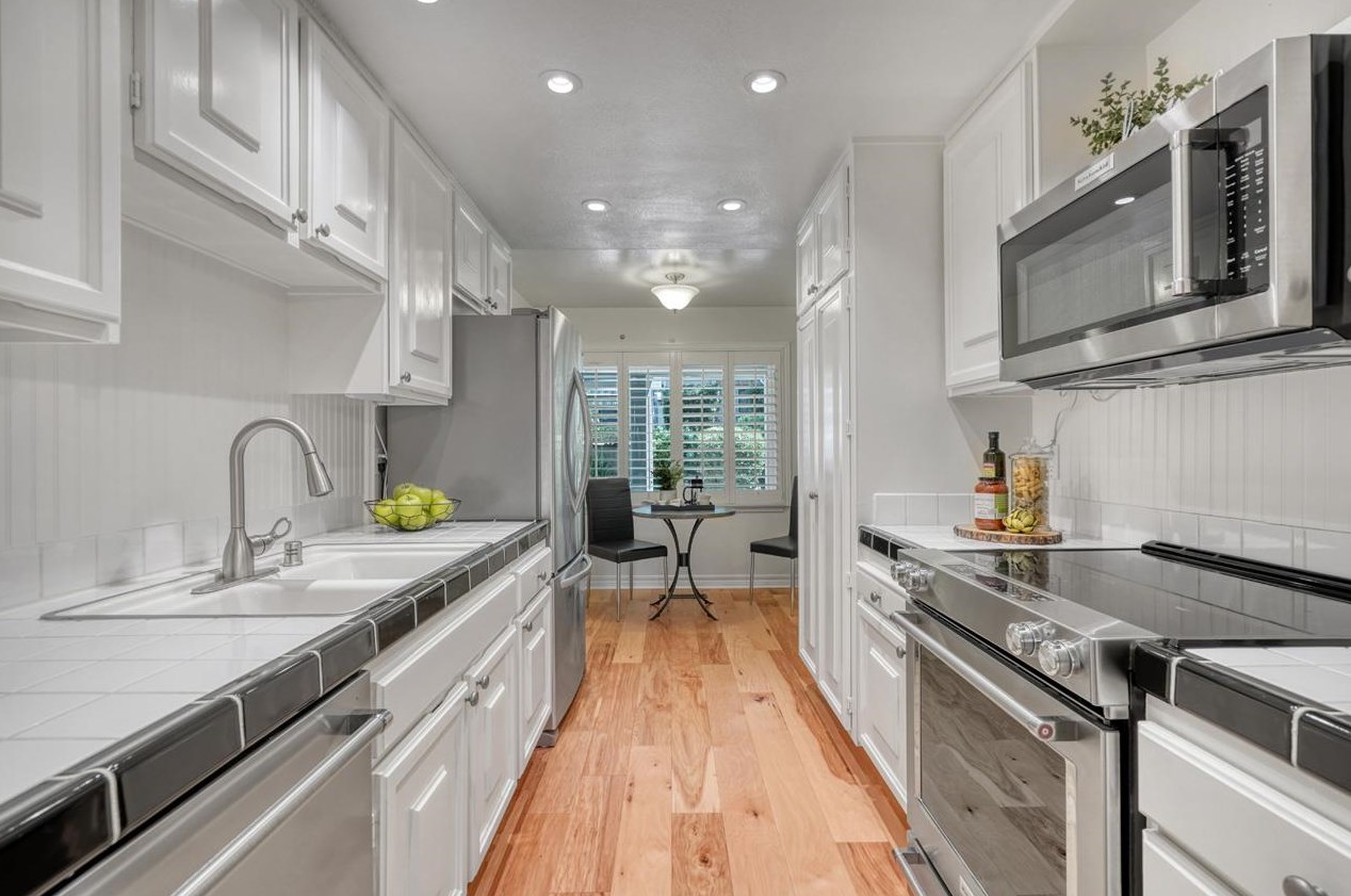 5406 Cribari Ct, San Jose CA  95135-1310 exterior