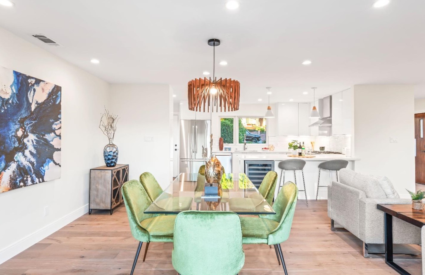 1324 Bel Aire Rd, San Mateo CA  94402-3650 exterior