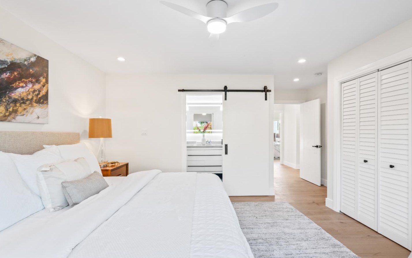 1324 Bel Aire Rd, San Mateo CA  94402-3650 exterior