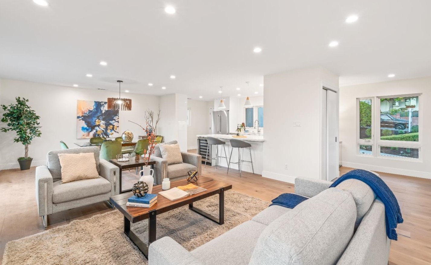 1324 Bel Aire Rd, San Mateo CA  94402-3650 exterior