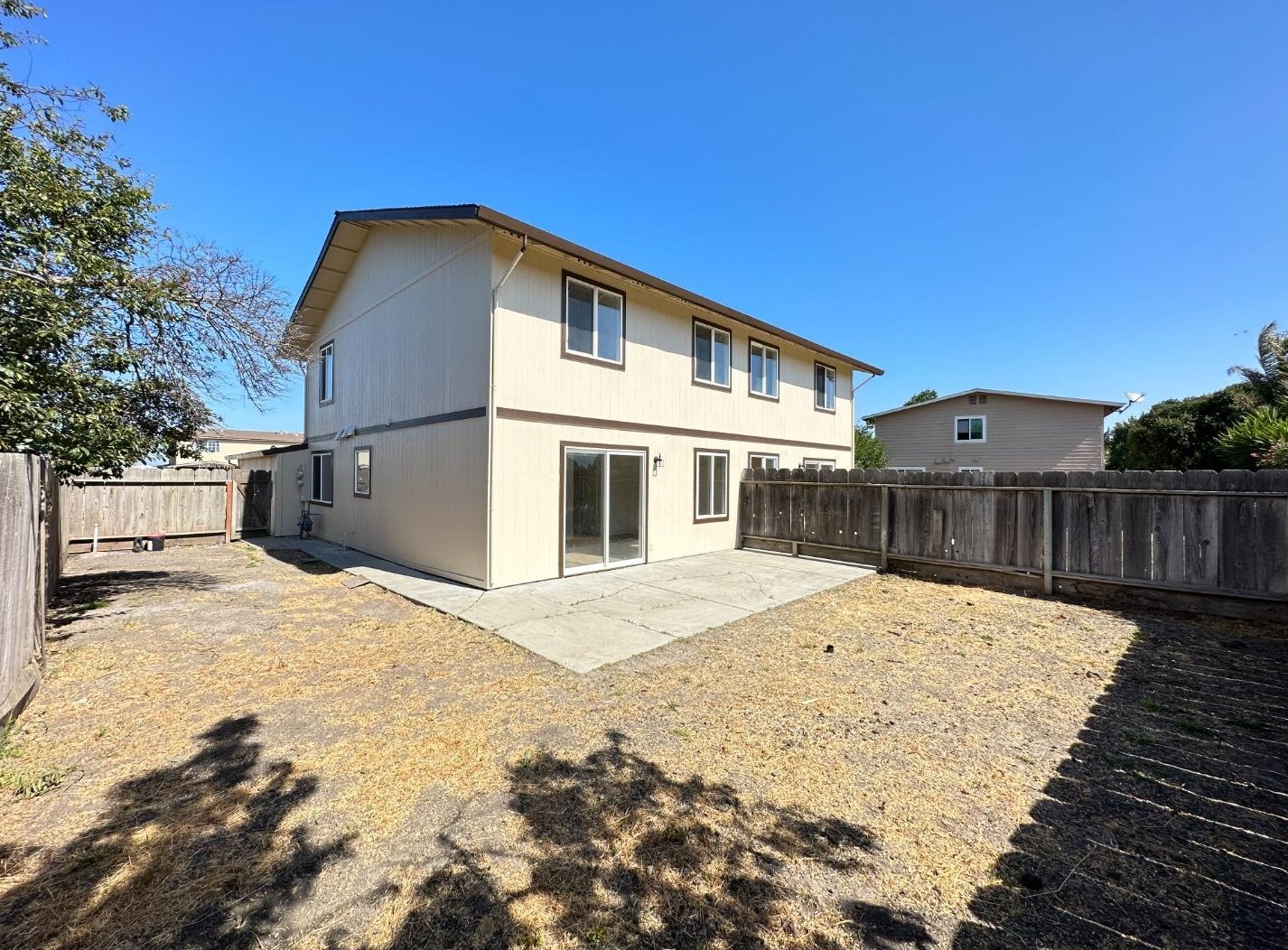 1338 Las Cruces Ct, Salinas CA 93901-1721 exterior