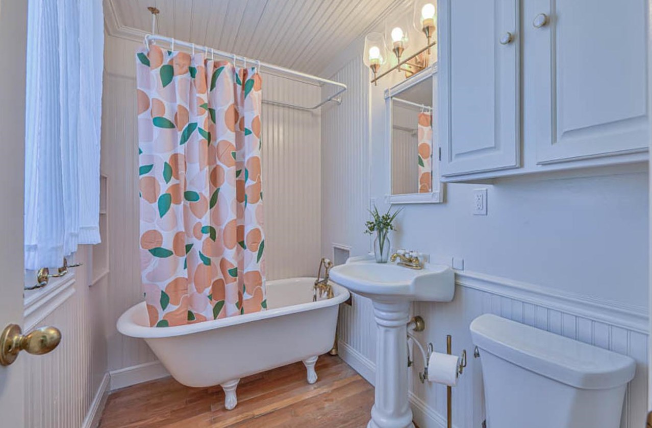 1693 Vallejo St, Seaside CA 93955-3973 exterior