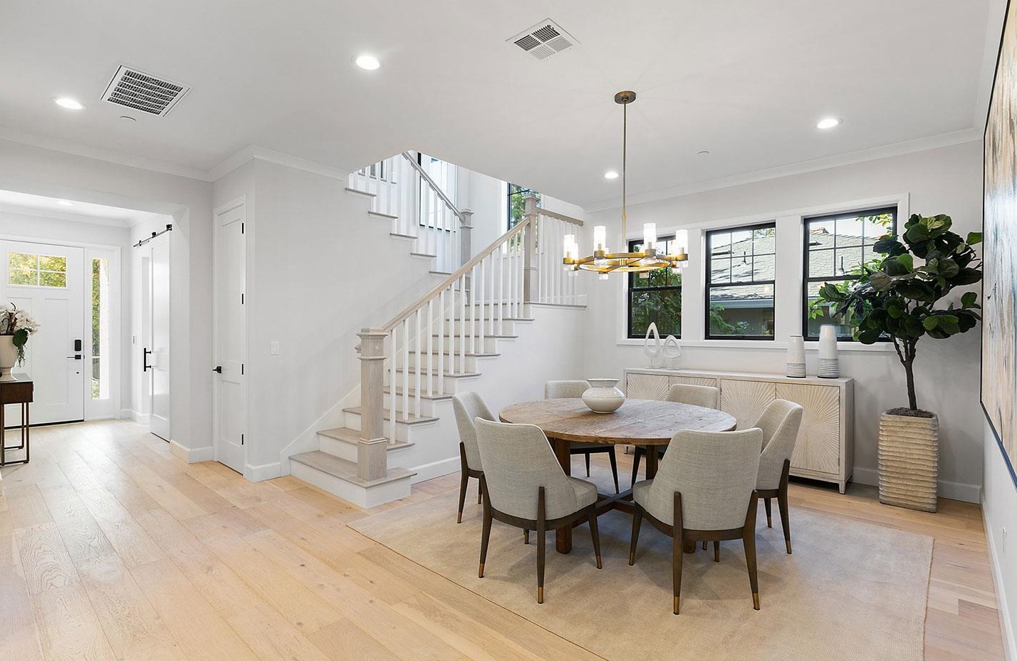 2151 Valparaiso Ave, Menlo Park CA  94025-6507 exterior