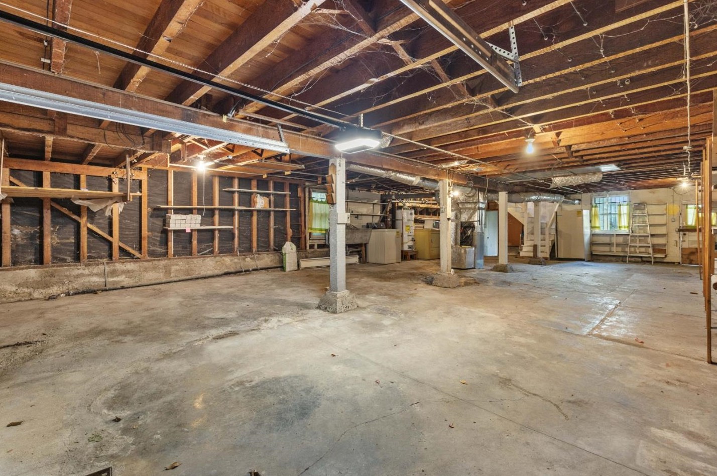 32 Winding Way, San Francisco CA 94112-4527 exterior