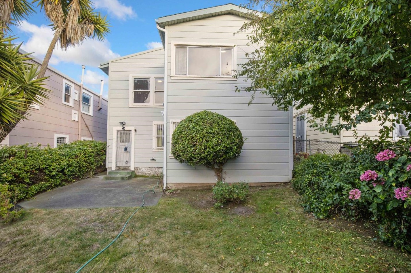 32 Winding Way, San Francisco CA 94112-4527 exterior