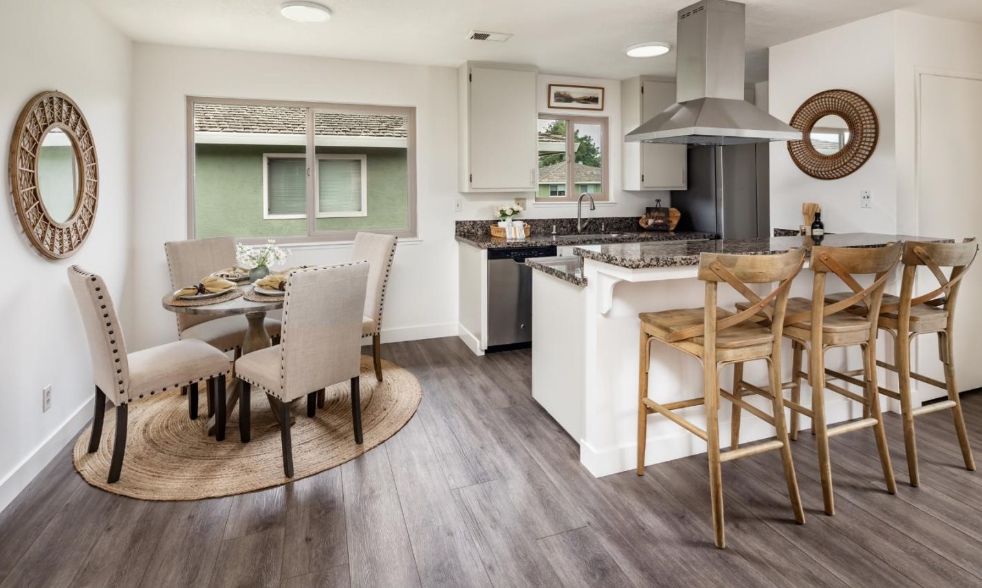 1385 45th Ave 4, Capitola, CA 95010